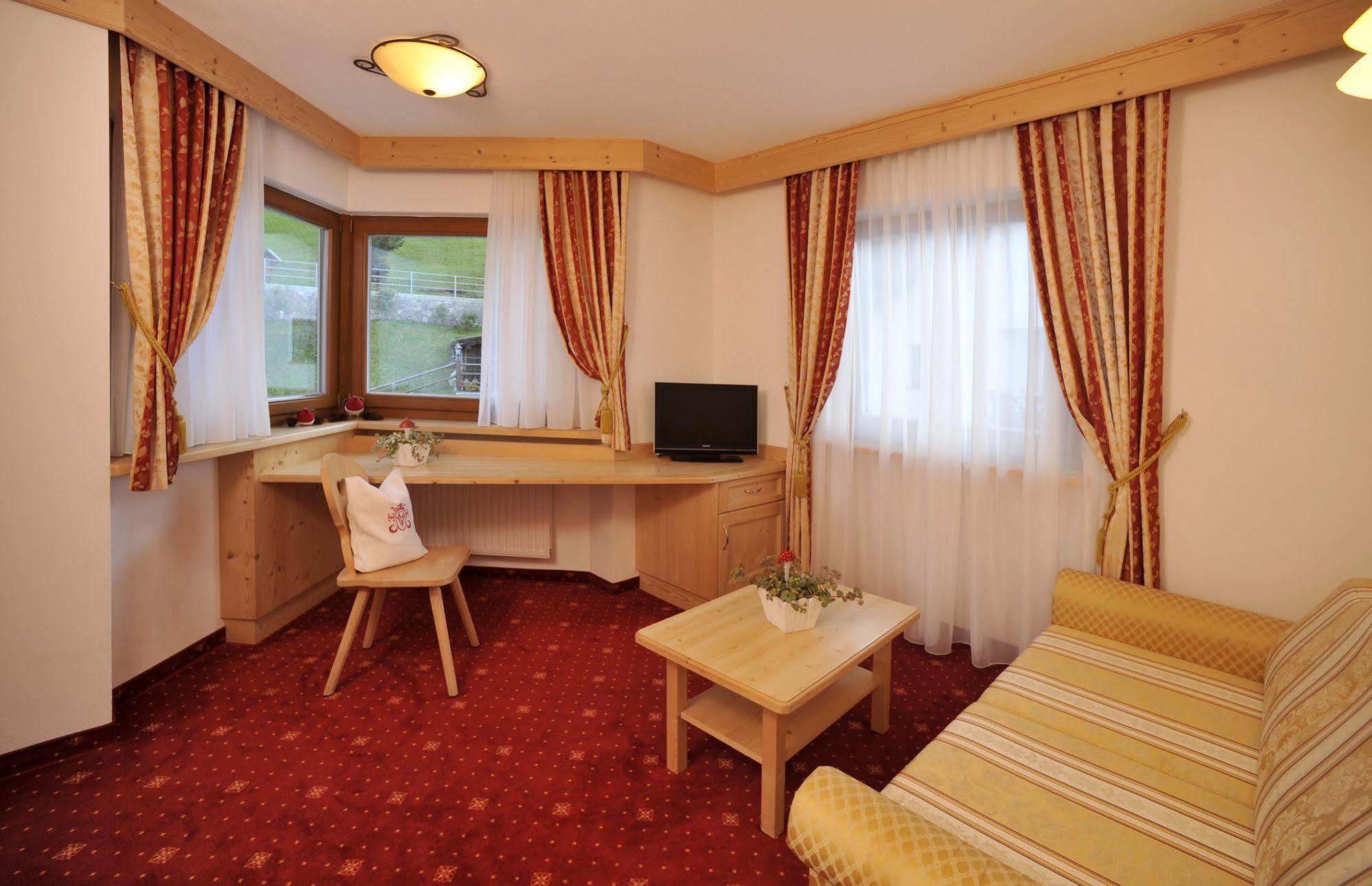 Hotel Digon Ортизеи Экстерьер фото